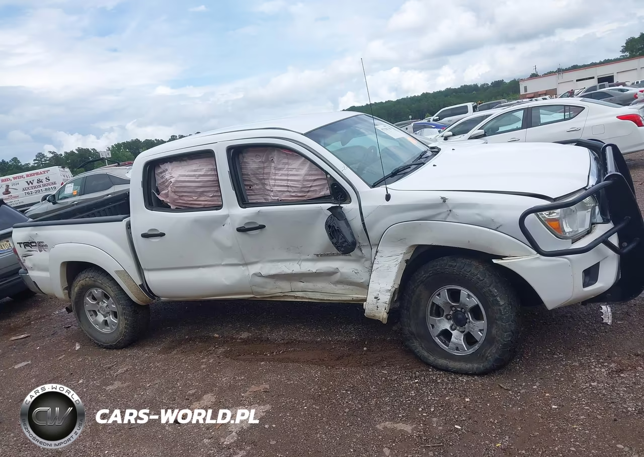 2013 Toyota Tacoma Base V6 VIN:3TMLU4EN1DM110507 - 13