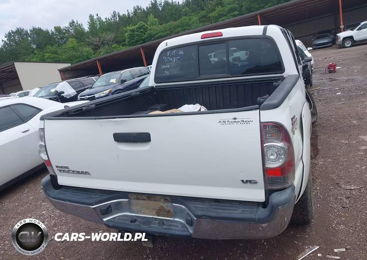 2013 Toyota Tacoma Base V6 VIN:3TMLU4EN1DM110507 - 16