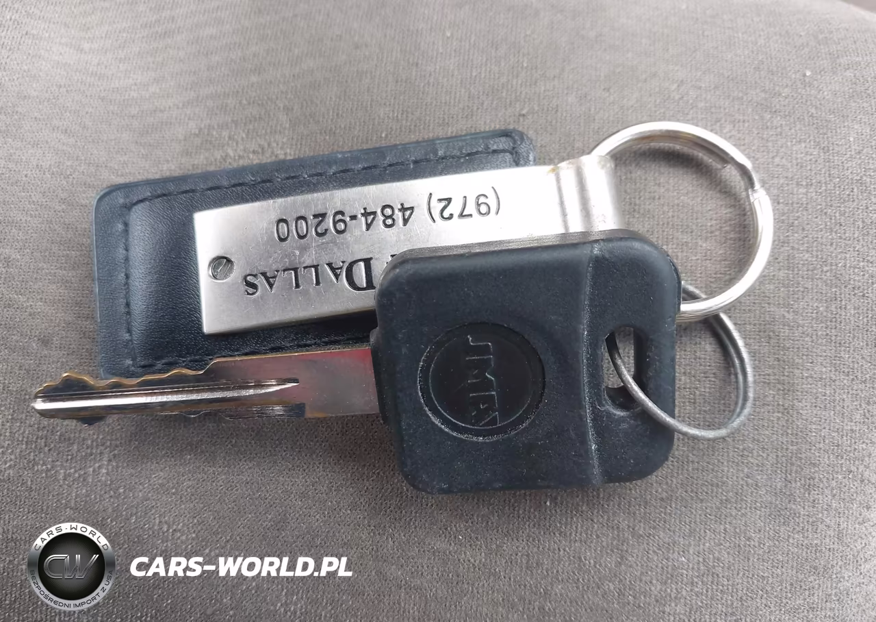 2015 Nissan Rogue S VIN:KNMAT2MVXFP539738 - 11