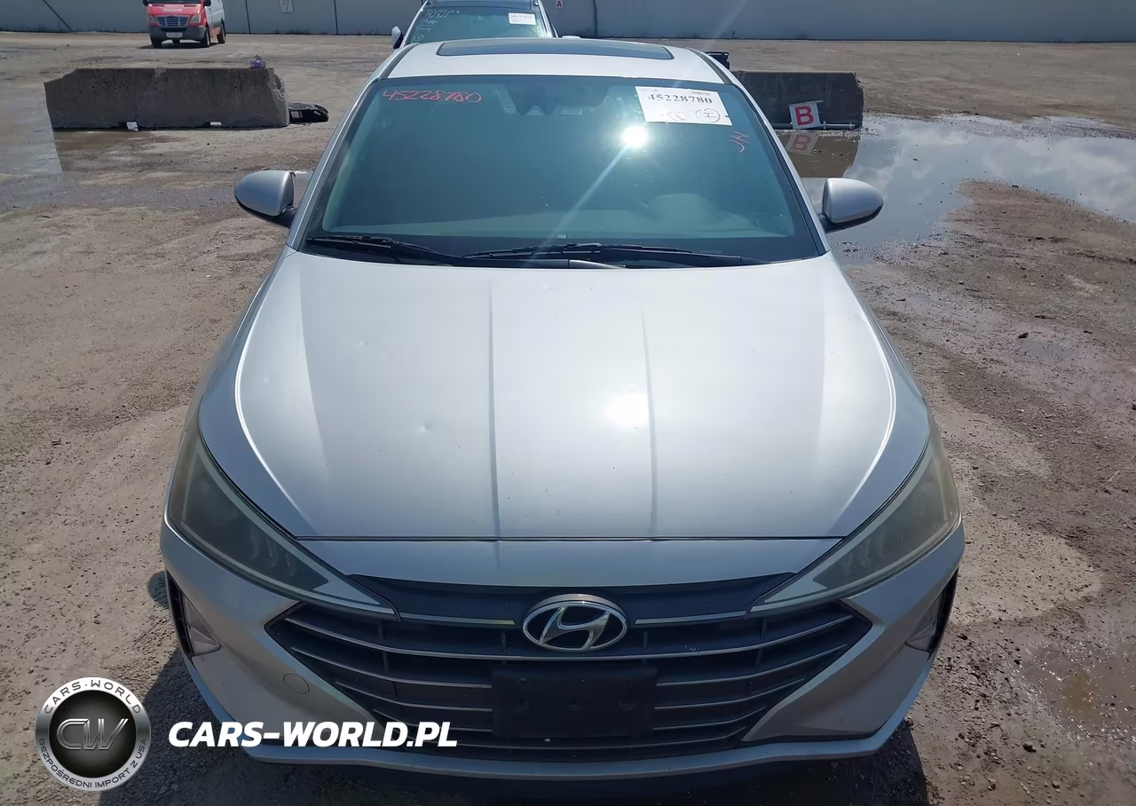 2019 Hyundai Elantra Value Edition VIN:KMHD84LF7KU851544 - 12