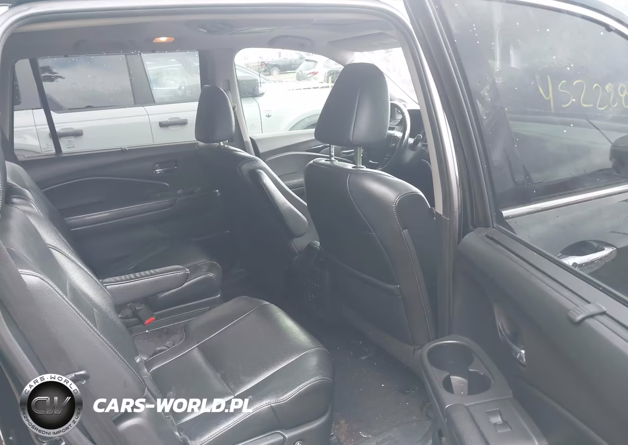 2016 Honda Pilot Elite VIN:5FNYF6H02GB005625 - 8