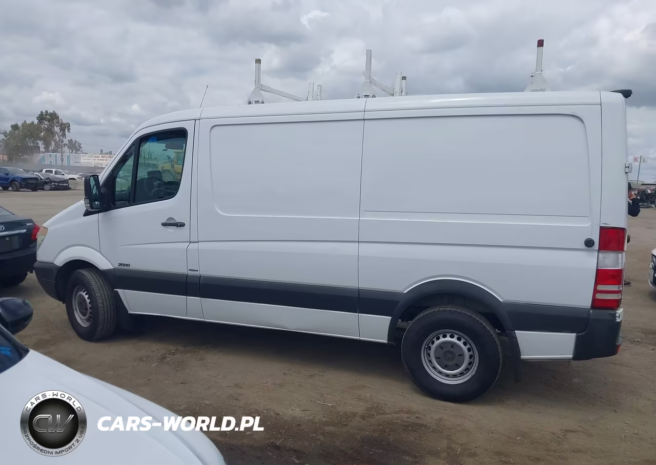 2013 Mercedes-Benz Sprinter 2500 Normal Roof VIN:WD3PE7CC6D5726074 - 14