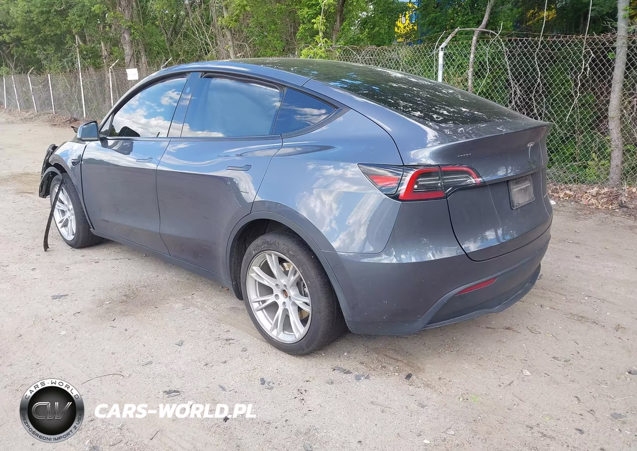 2023 Tesla Model Y Awd-Long Range Dual Motor All-Wheel Drive VIN:7SAYGDEE6PF894207 - 3
