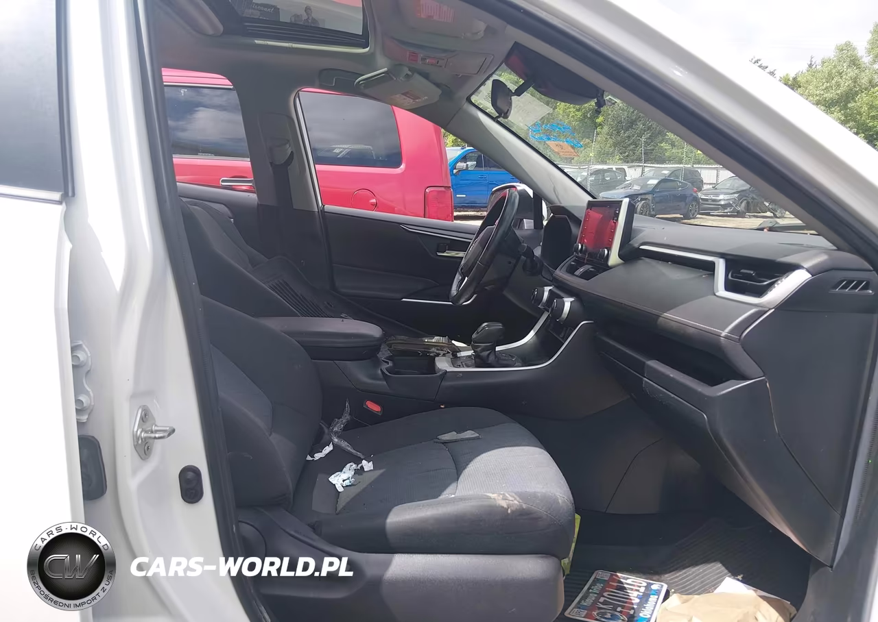 2020 Toyota Rav4 Hybrid Xle VIN:2T3RWRFV0LW073995 - 5