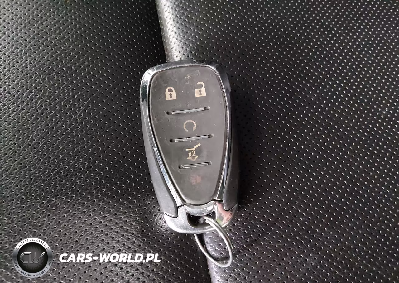 2018 Chevrolet Traverse Premier VIN:1GNEVJKW0JJ109995 - 11