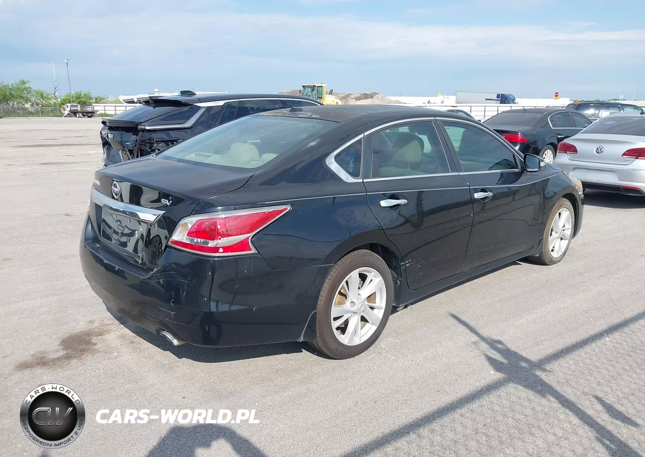 2015 Nissan Altima 2.5 Sv VIN:1N4AL3AP2FC104589 - 4