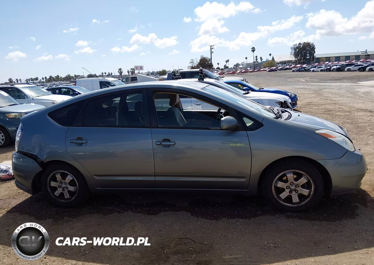 2005 Toyota Prius VIN:JTDKB20U853042116 - 13