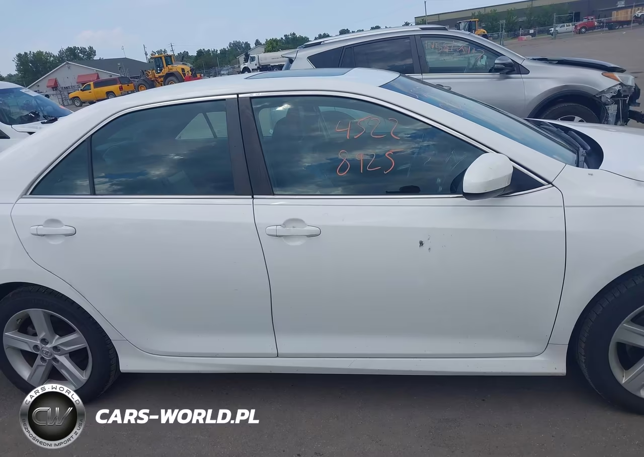 2014 Toyota Camry Se VIN:4T1BF1FK1EU428306 - 13