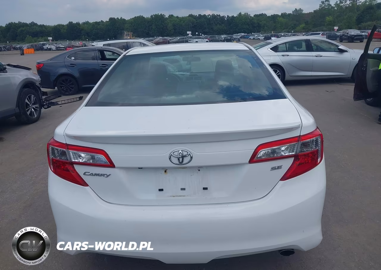 2014 Toyota Camry Se VIN:4T1BF1FK1EU428306 - 16