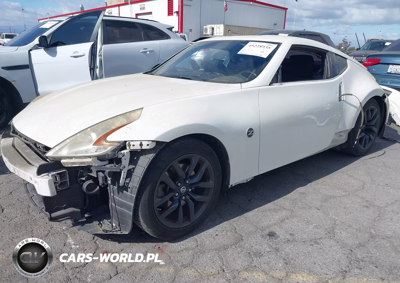 2015 Nissan 370Z VIN:JN1AZ4EH1FM443830 - 2