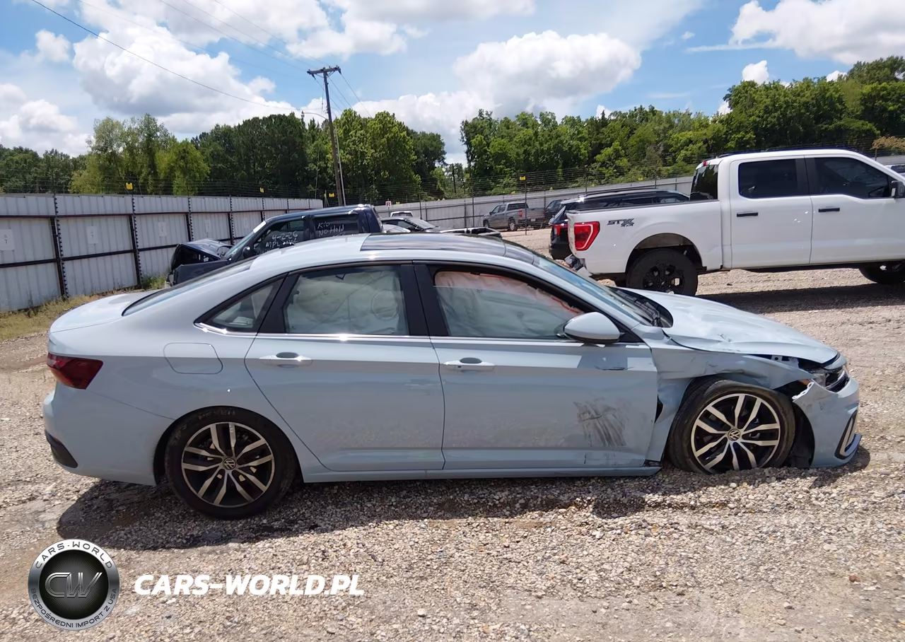 2025 Volkswagen Jetta 1.5T Se VIN:3VW7X7BU0SM032219 - 13