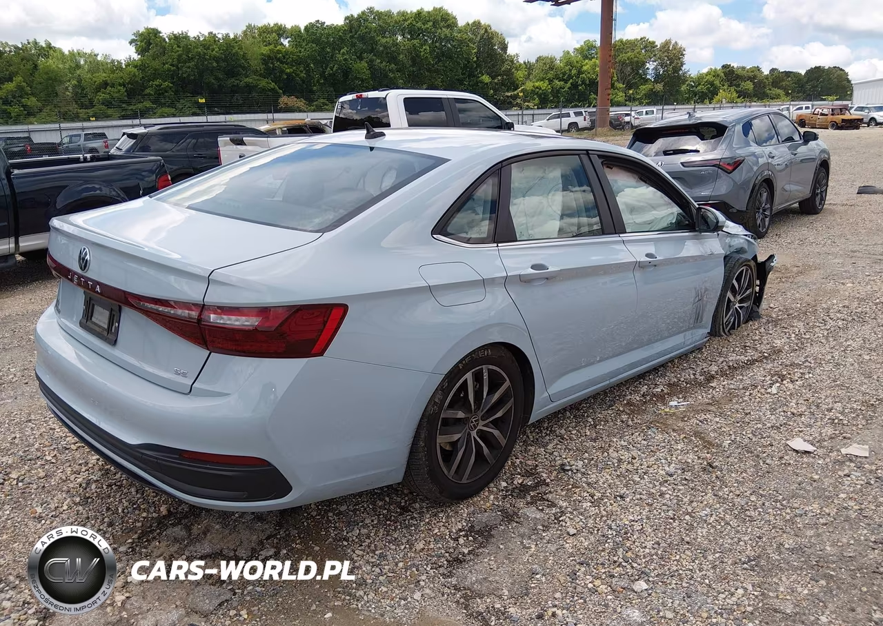 2025 Volkswagen Jetta 1.5T Se VIN:3VW7X7BU0SM032219 - 4