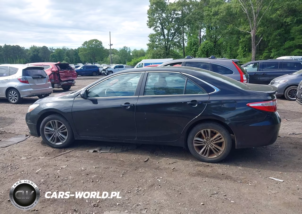 2015 Toyota Camry Se VIN:4T1BF1FK4FU970341 - 14