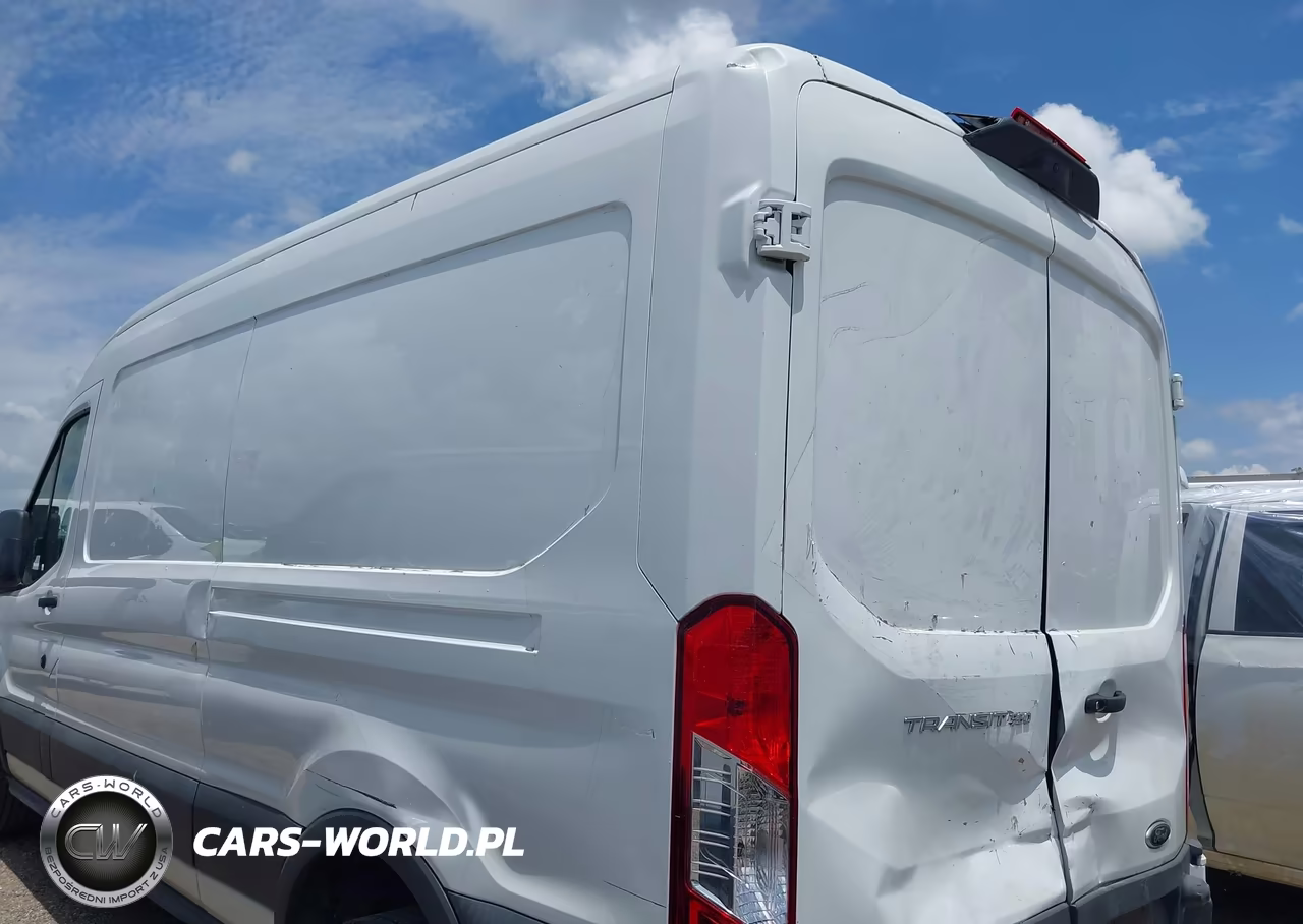 2018 Ford Transit-350 VIN:1FTBW2CM7JKA88276 - 3