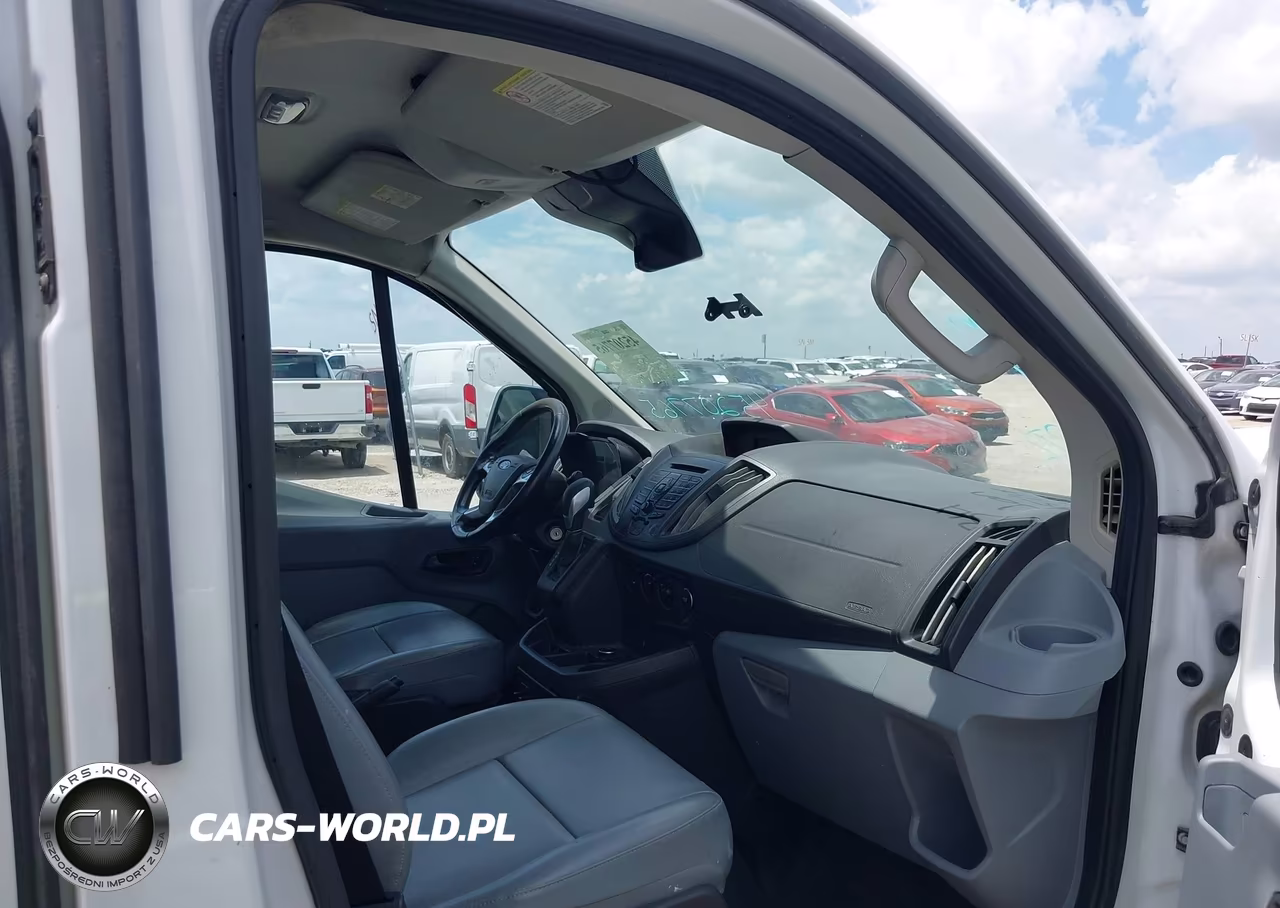 2018 Ford Transit-350 VIN:1FTBW2CM7JKA88276 - 5