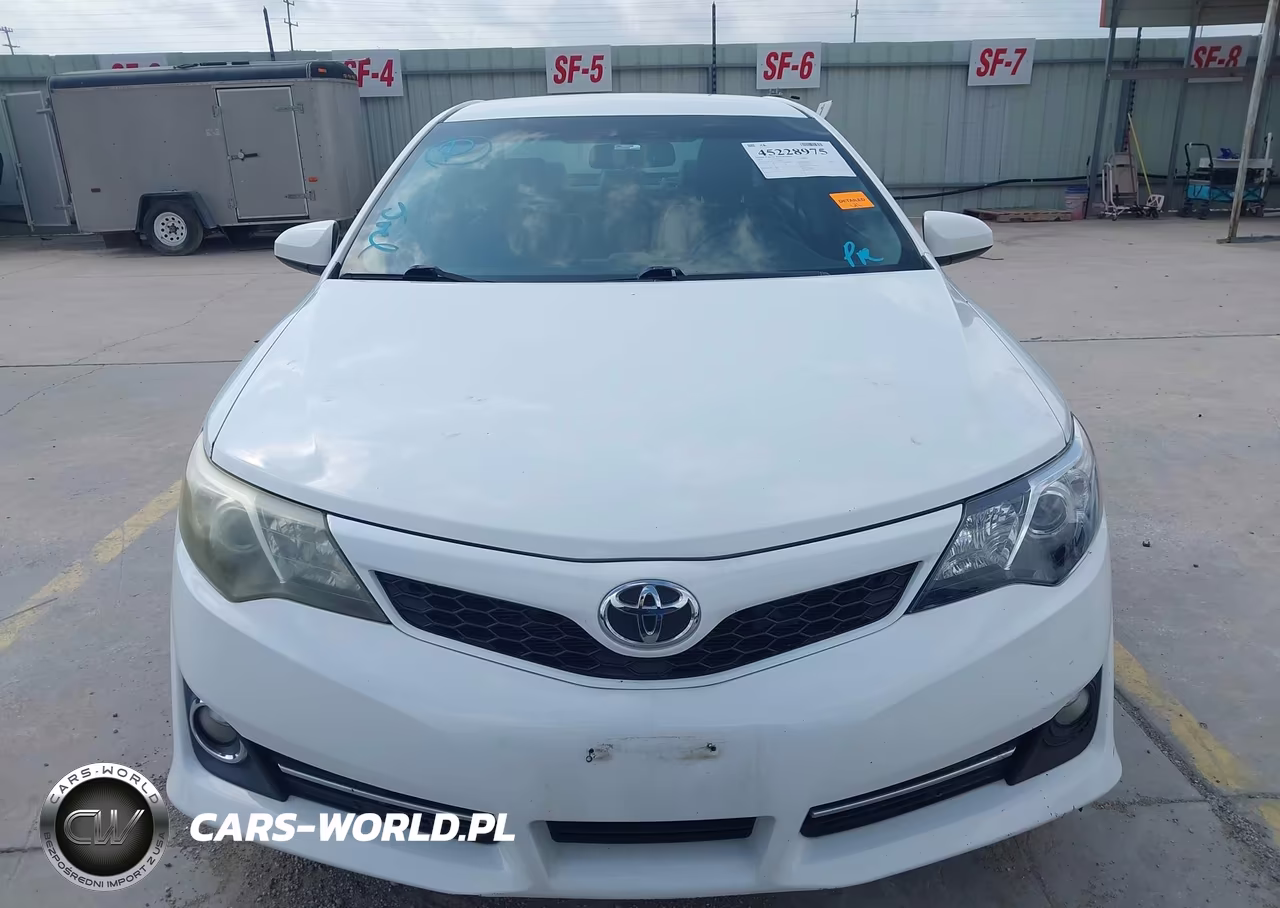 2013 Toyota Camry Se VIN:4T1BF1FK2DU668463 - 13