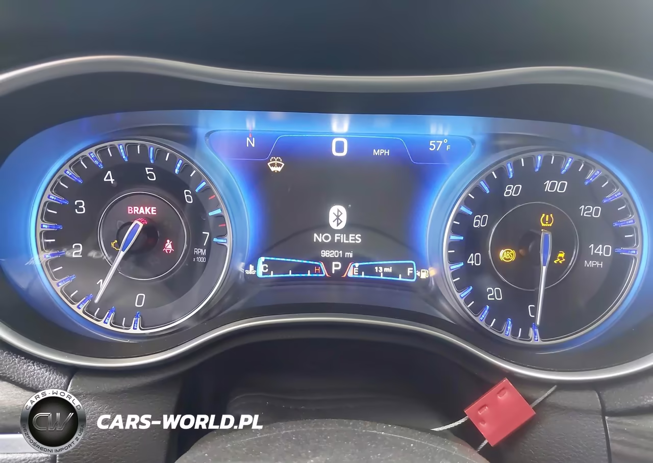 2022 Chrysler 300 Touring L VIN:2C3CCADG9NH190826 - 7