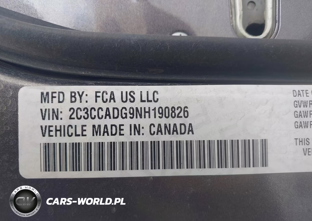 2022 Chrysler 300 Touring L VIN:2C3CCADG9NH190826 - 9