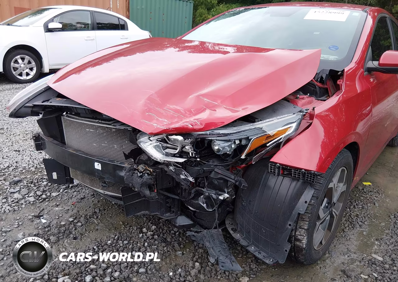 2021 Kia Forte Lxs VIN:3KPF24AD6ME285586 - 6