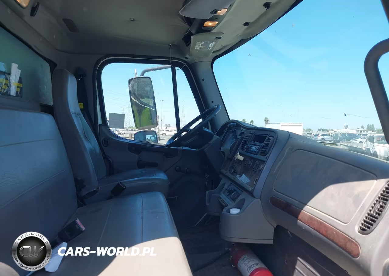 2012 Freightliner M2 106 Medium Duty VIN:1FVACWDT1CDBP2707 - 5
