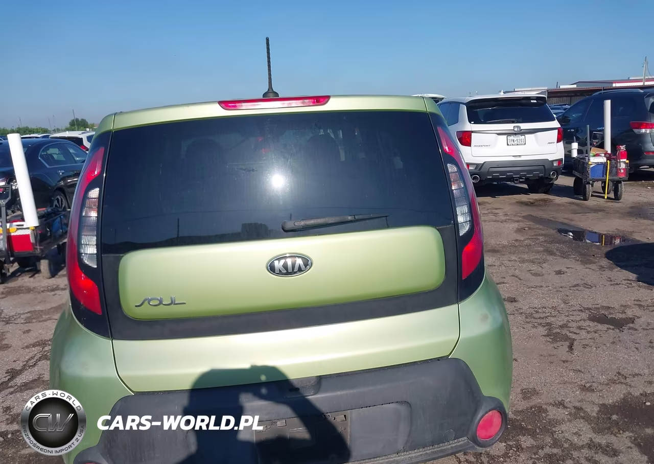 2015 Kia Soul + VIN:KNDJP3A52F7749877 - 15