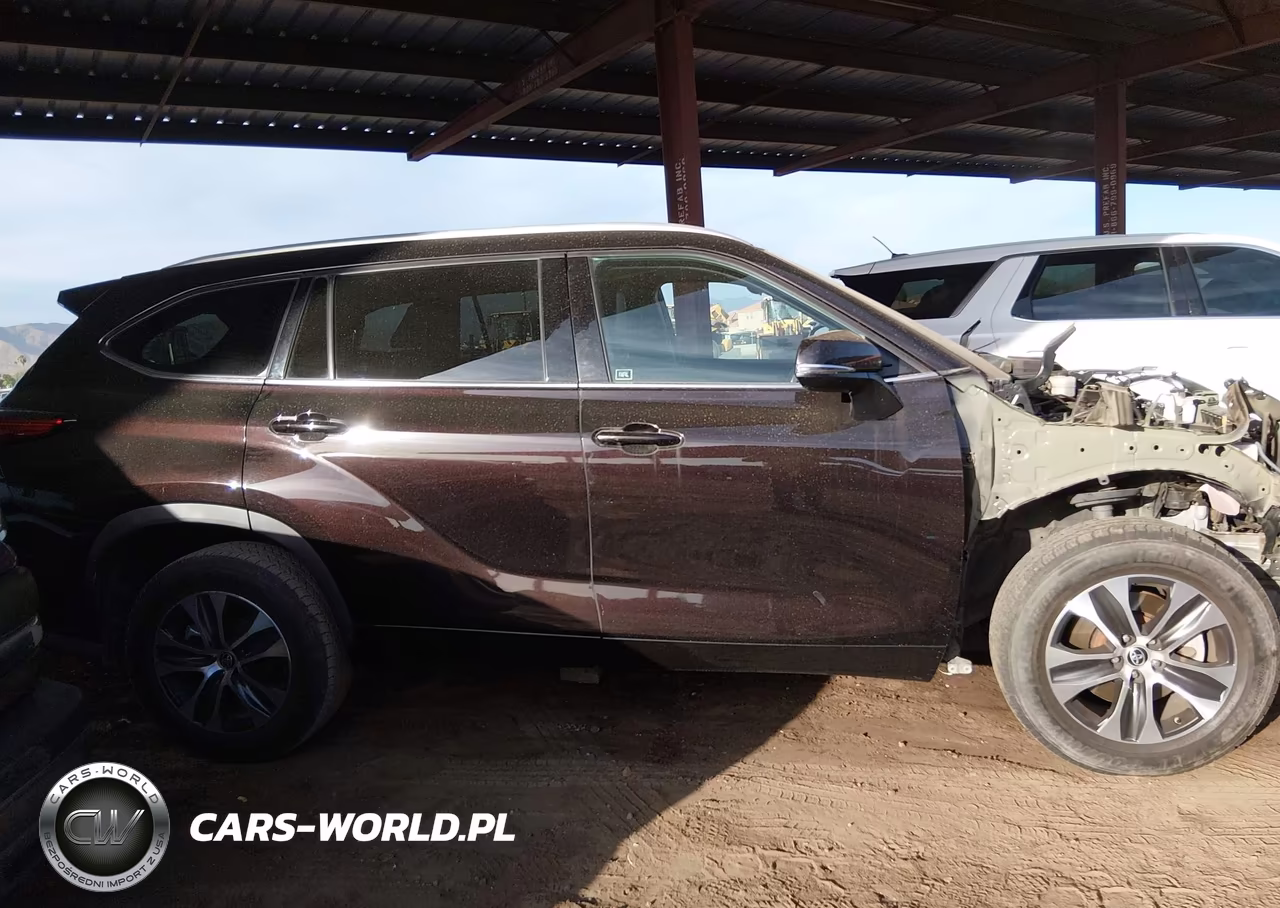 2022 Toyota Highlander Xle VIN:5TDGZRAH8NS103412 - 14