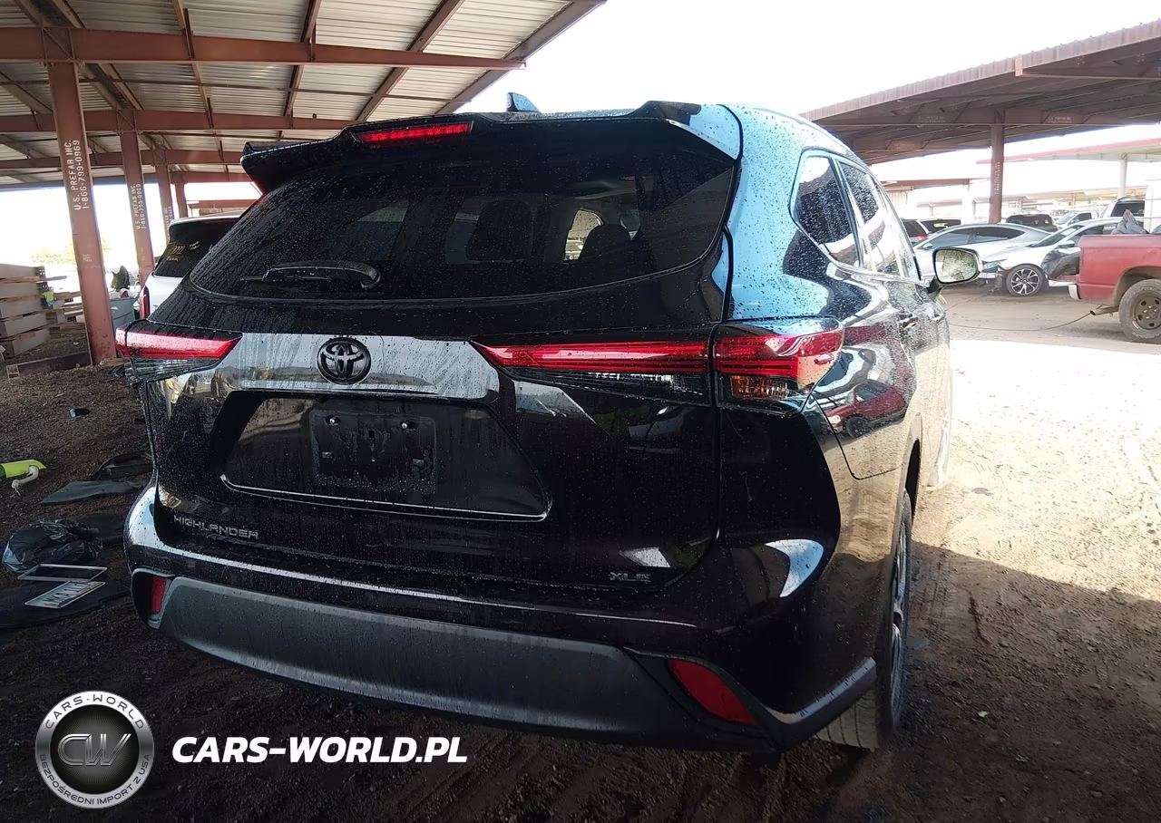 2022 Toyota Highlander Xle VIN:5TDGZRAH8NS103412 - 4