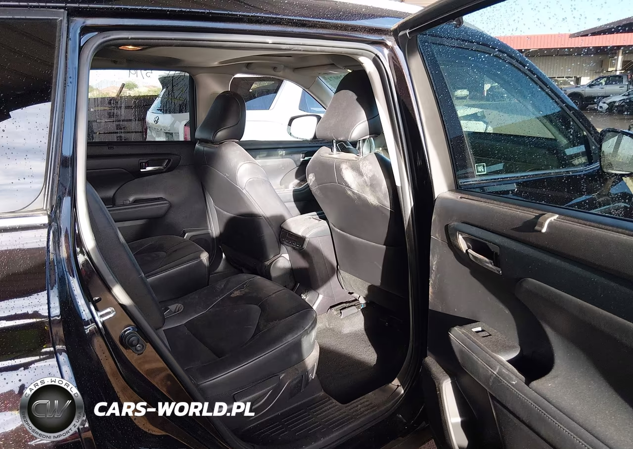 2022 Toyota Highlander Xle VIN:5TDGZRAH8NS103412 - 8