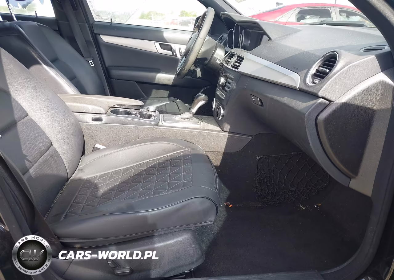 2013 Mercedes-Benz C 250 Sport VIN:WDDGF4HBXDR247382 - 5