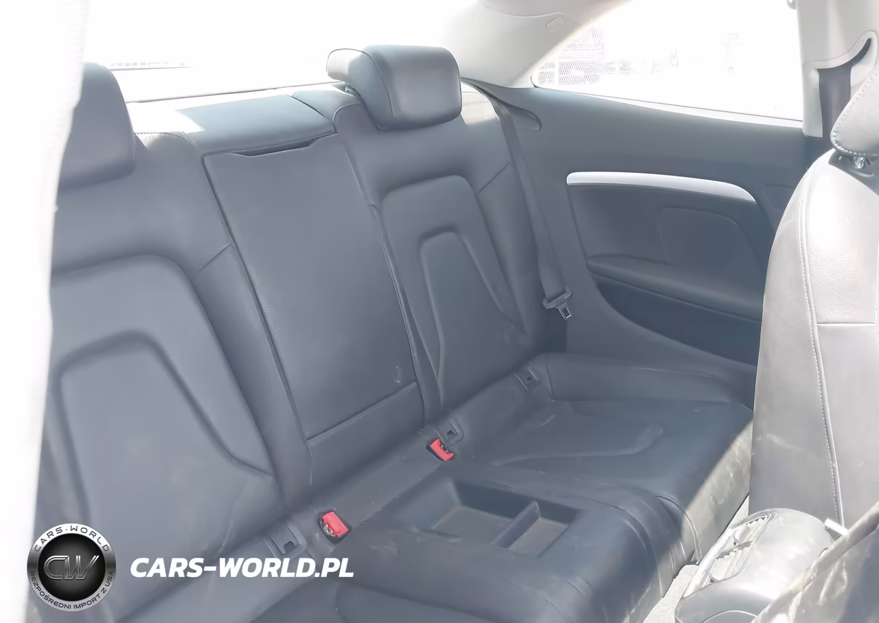 2011 Audi A5 2.0T Premium VIN:WAULFAFR2BA014807 - 8