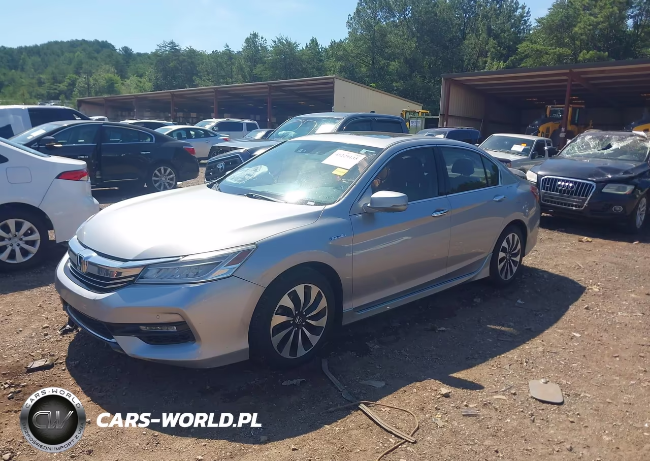 2017 Honda Accord Hybrid Touring VIN:JHMCR6F78HC017647 - 2