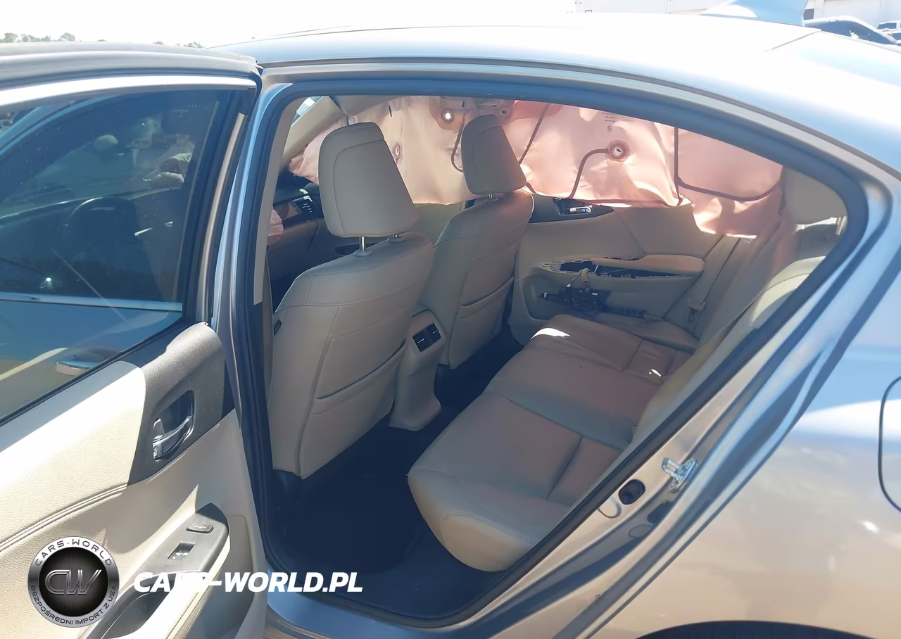 2017 Honda Accord Hybrid Touring VIN:JHMCR6F78HC017647 - 8