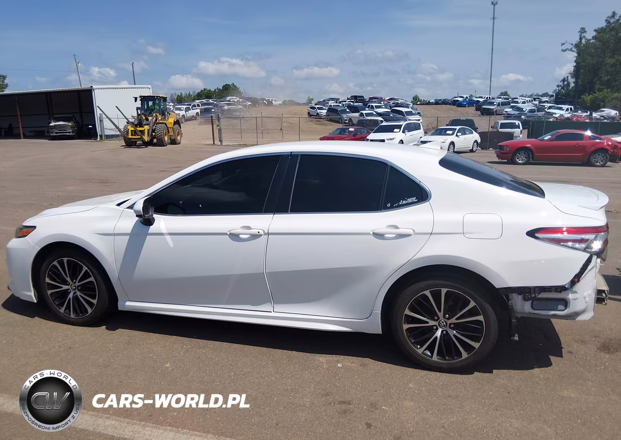 2020 Toyota Camry Se VIN:4T1G11AKXLU919529 - 15