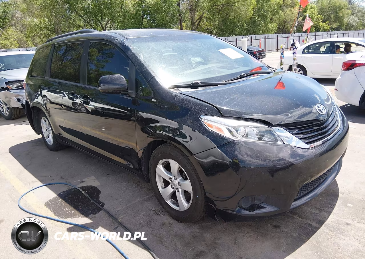 2015 Toyota Sienna Le 8 Passenger – zdjęcie 1 z 16