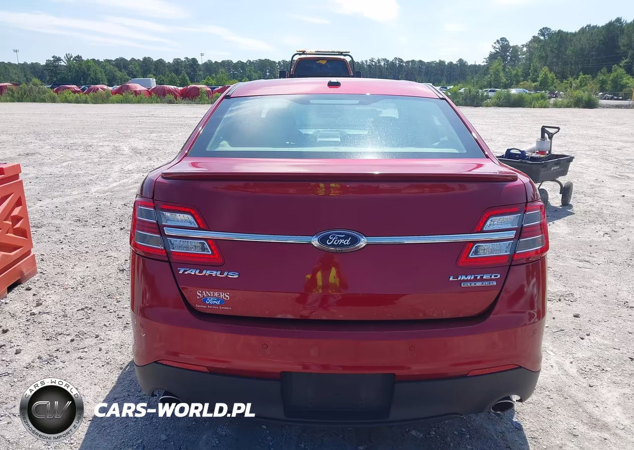 2018 Ford Taurus Limited VIN:1FAHP2F86JG124800 - 16