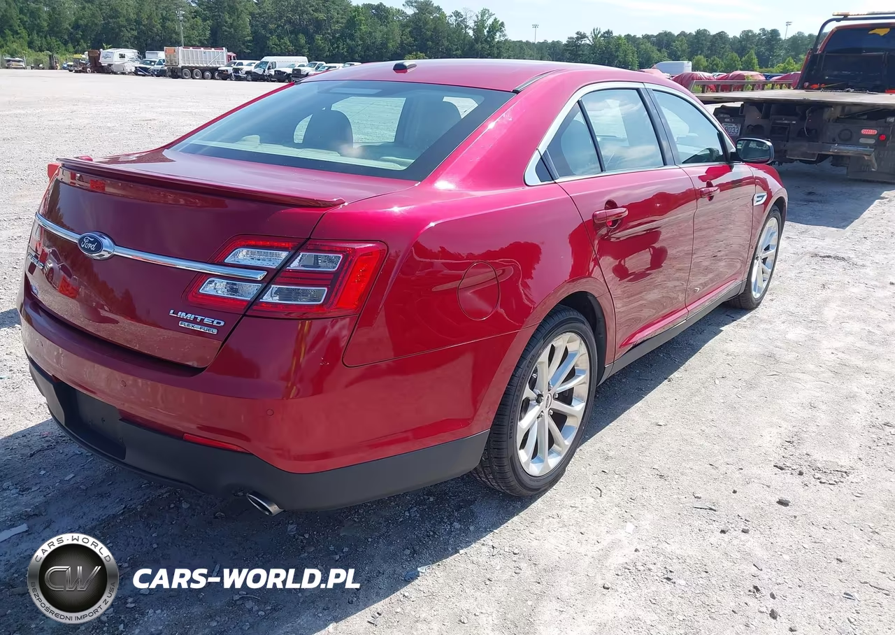 2018 Ford Taurus Limited VIN:1FAHP2F86JG124800 - 4