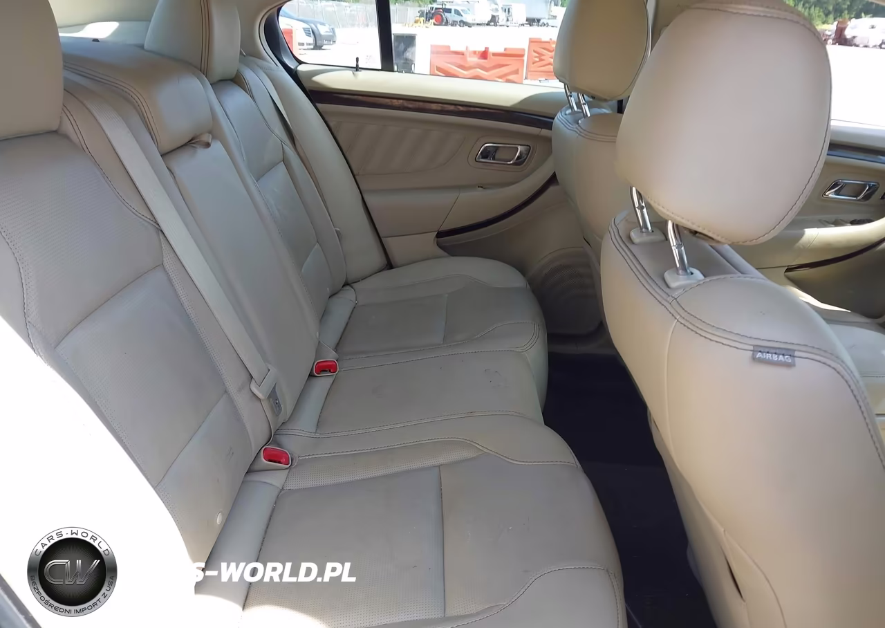 2018 Ford Taurus Limited VIN:1FAHP2F86JG124800 - 8
