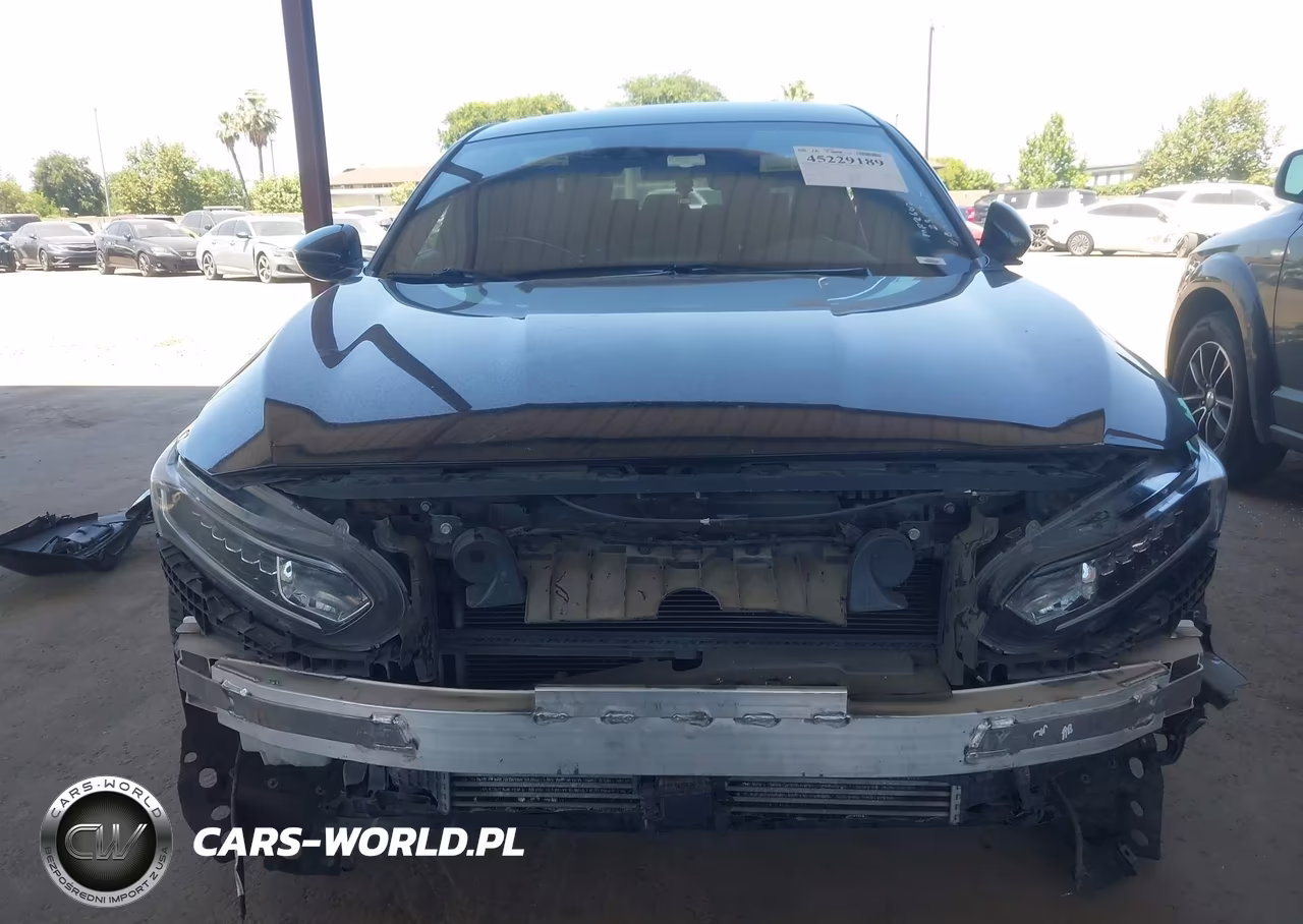 2018 Honda Accord Sport VIN:1HGCV1F32JA118120 - 13