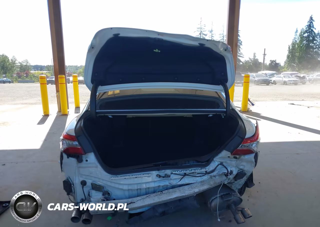 2019 Toyota Camry Xse VIN:4T1B61HK3KU831504 - 17
