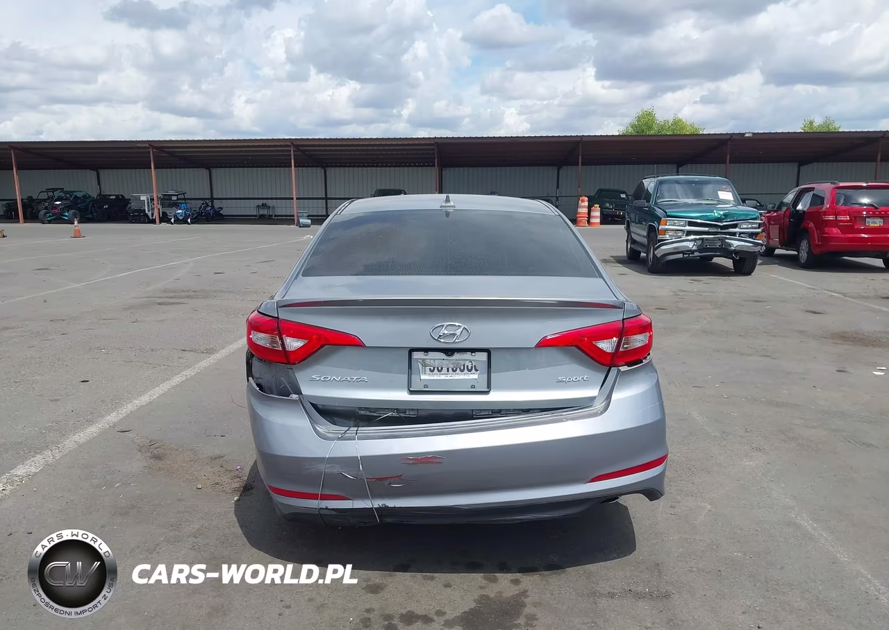 2015 Hyundai Sonata Se VIN:5NPE24AF8FH167888 - 16