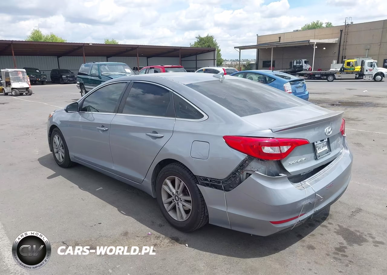 2015 Hyundai Sonata Se VIN:5NPE24AF8FH167888 - 3