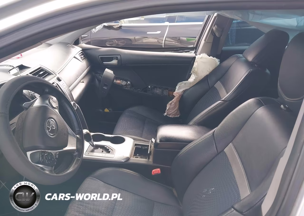 2014 Toyota Camry Se VIN:4T1BF1FK1EU404720 - 5