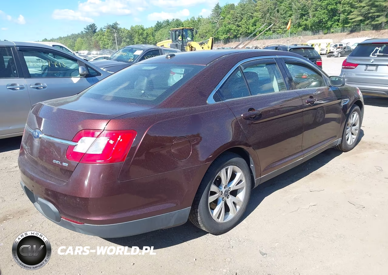 2010 Ford Taurus Sel VIN:1FAHP2HW6AG134724 - 4