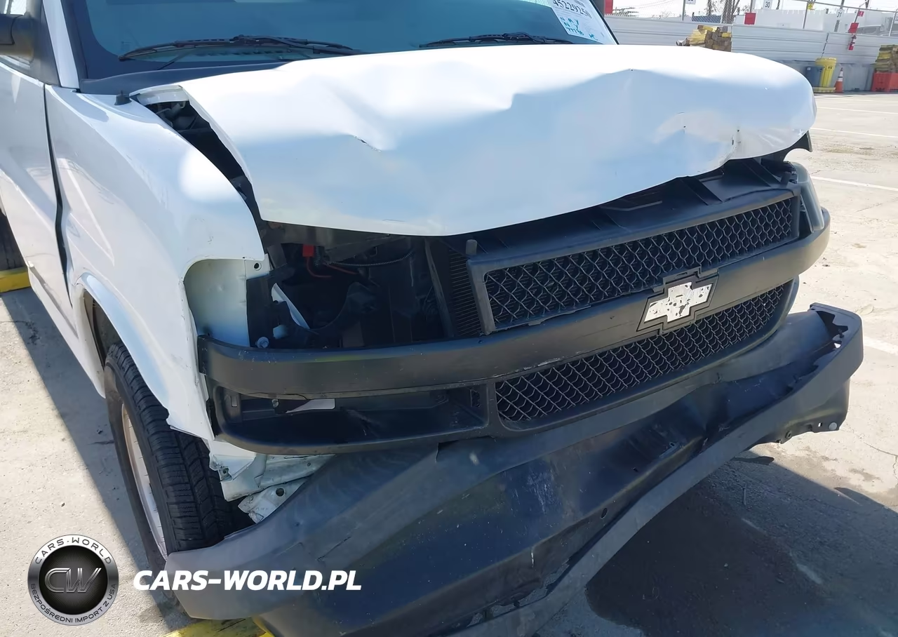 2020 Chevrolet Express Cutaway Work Van VIN:1GB0GRFP3L1185071 - 16
