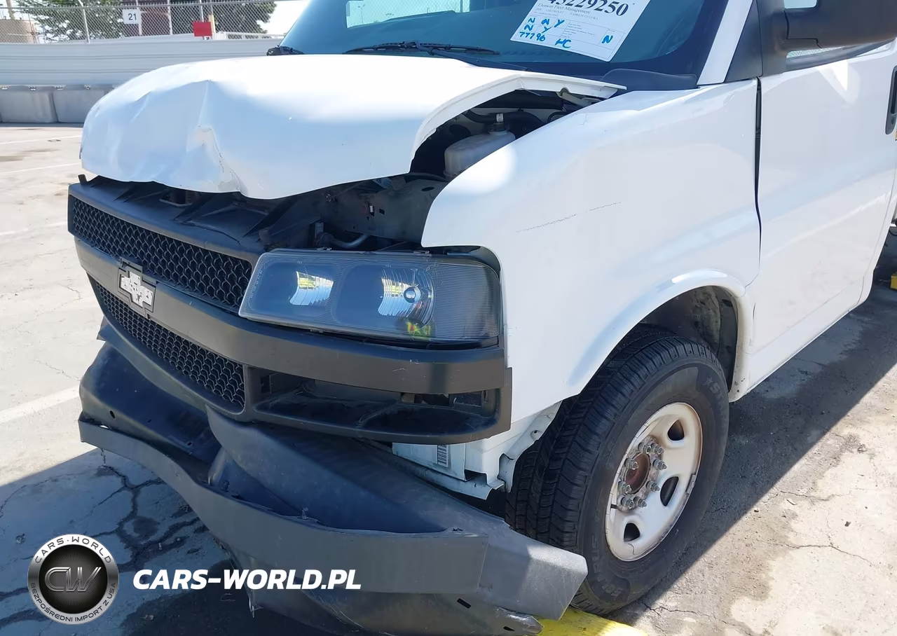 2020 Chevrolet Express Cutaway Work Van VIN:1GB0GRFP3L1185071 - 18