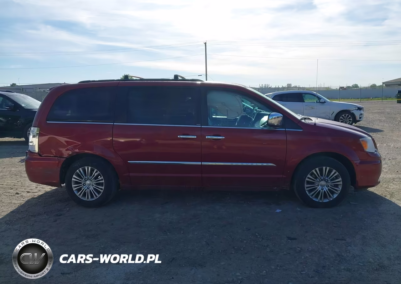 2013 Chrysler Town & Country Touring-L VIN:2C4RC1CG8DR537787 - 13