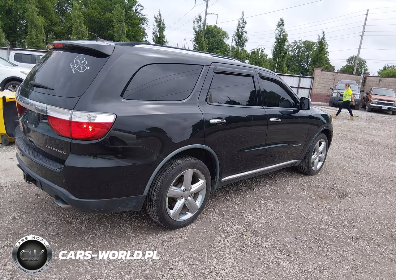 2011 Dodge Durango Citadel VIN:1D4SE5GT0BC693485 - 4