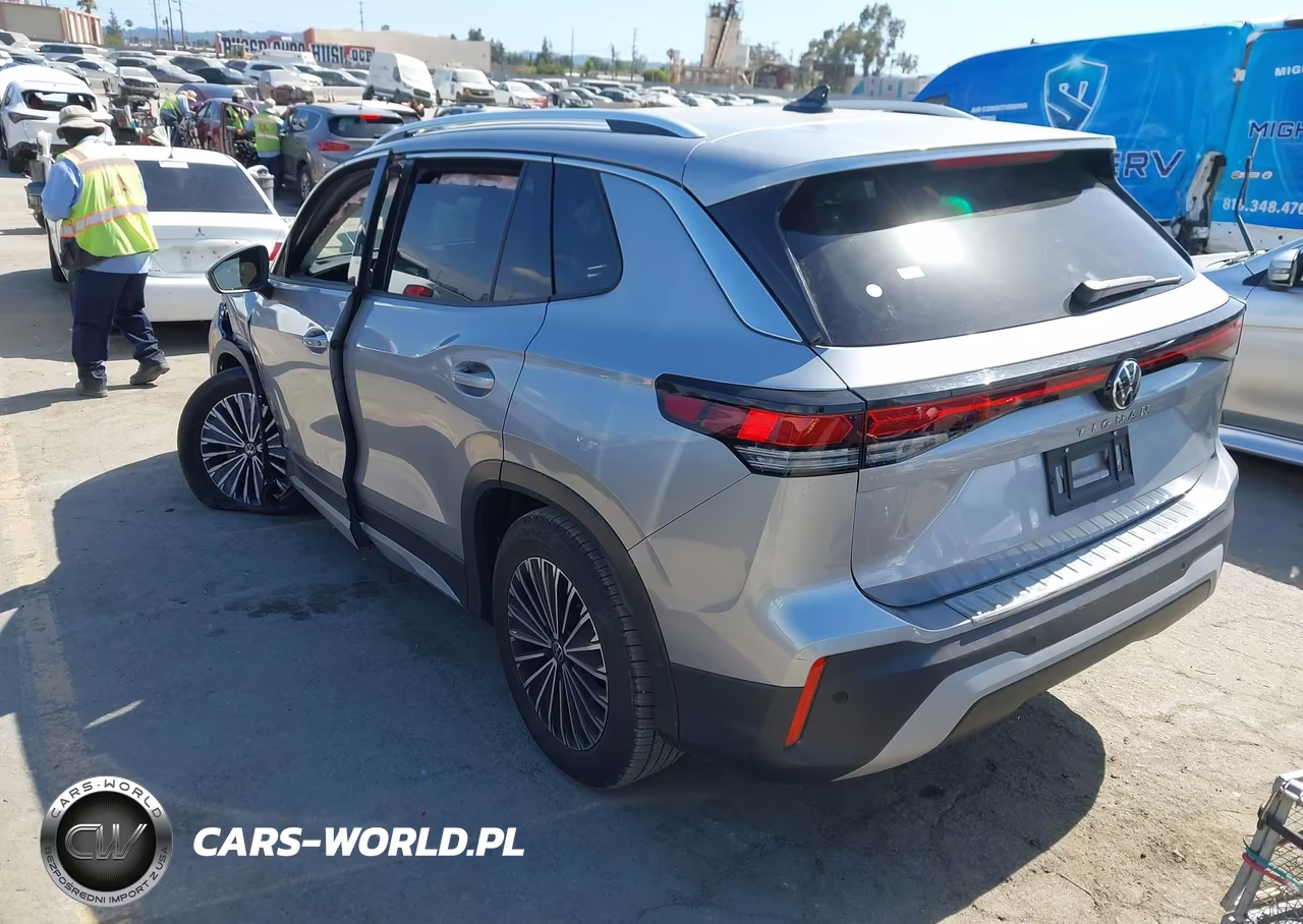 2026 Volkswagen Tiguan S VIN:3VVCR7RM6TM014683 - 3