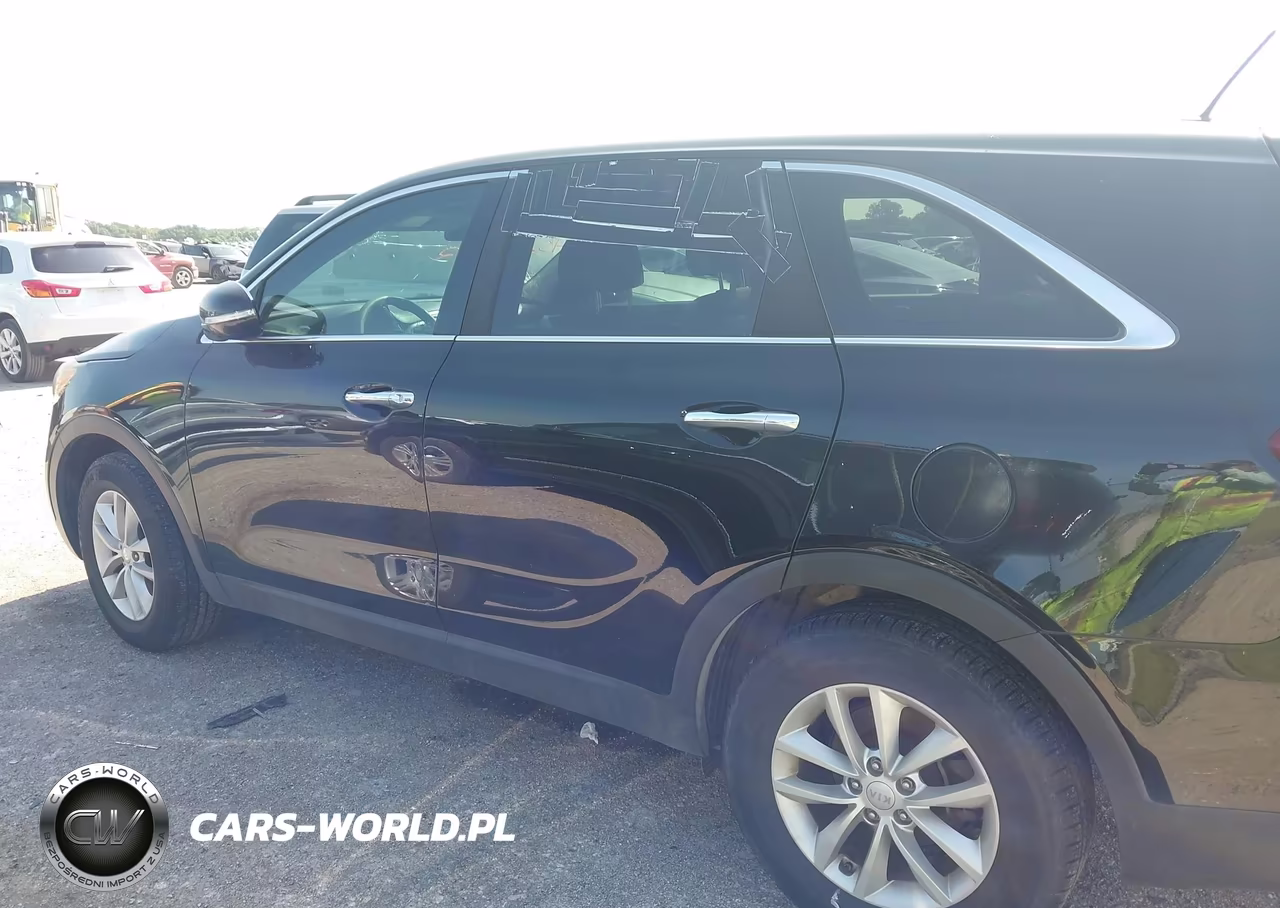 2018 Kia Sorento 2.4L L VIN:5XYPG4A37JG418612 - 14