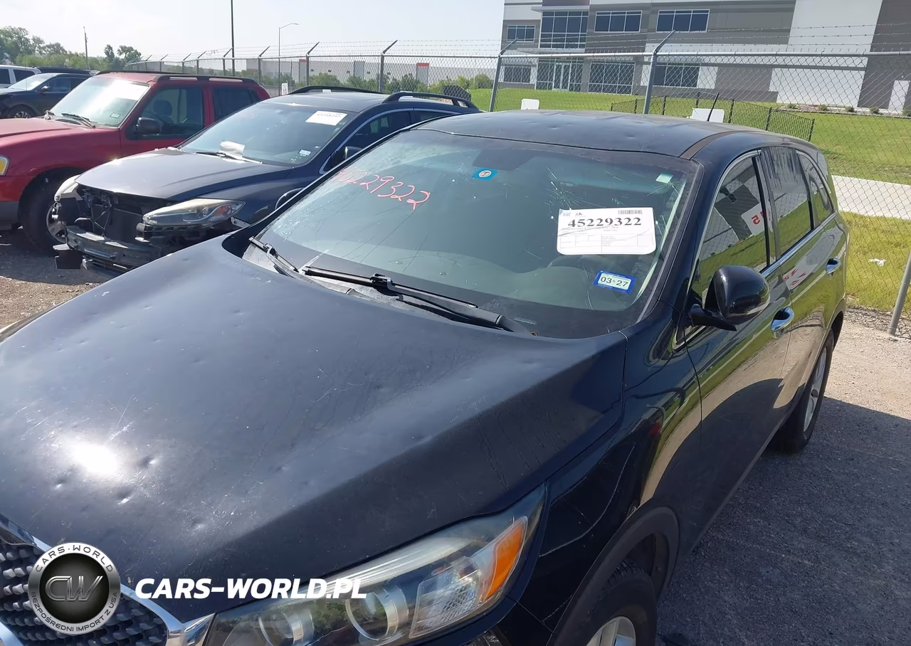 2018 Kia Sorento 2.4L L VIN:5XYPG4A37JG418612 - 6